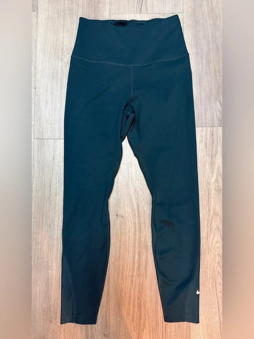 Nike Kids dark green  Leggings with White Swoosh